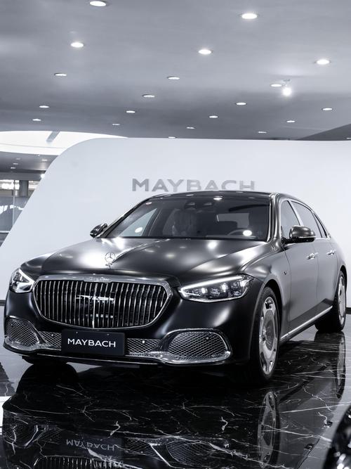 重庆48岚图汽车的售后服务让用户无忧出行，迈巴赫未来的豪华车趋势